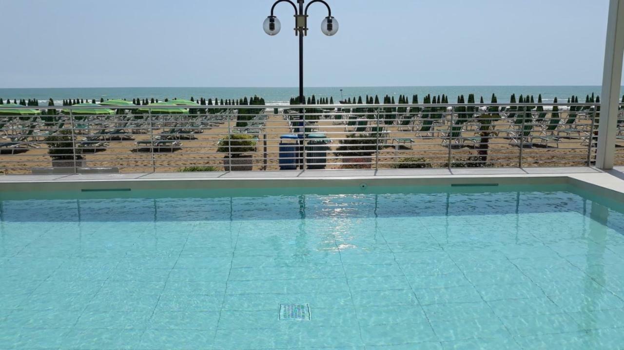 Hotel Corallo Lido di Jesolo Dış mekan fotoğraf